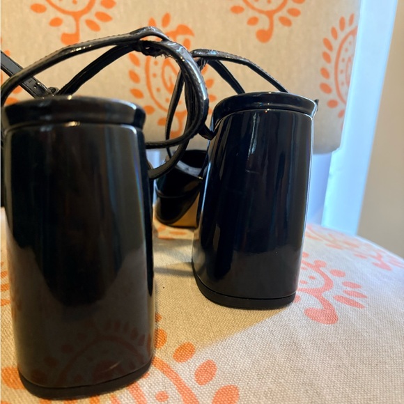 Katy Perry Collections Holographic Glossy Black Platform Sandals - Picture 4 of 8